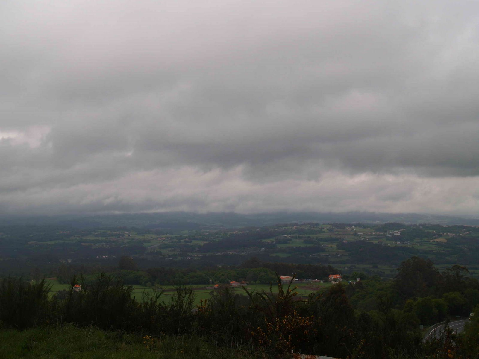 [P4240733.JPG]