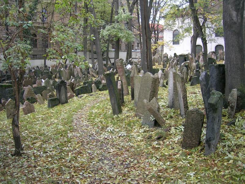 [cementerio1.jpg]