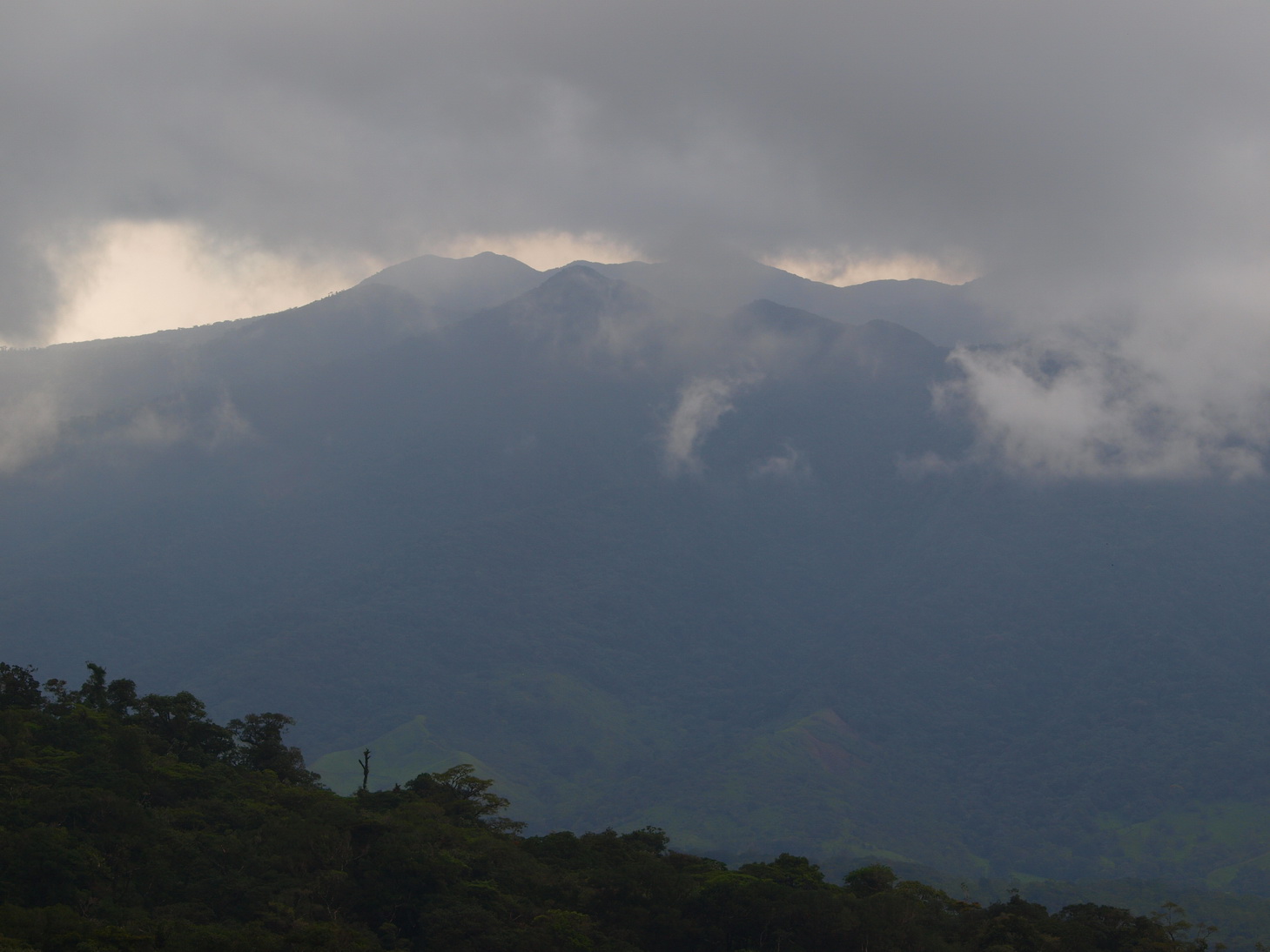 [P9102138.JPG]
