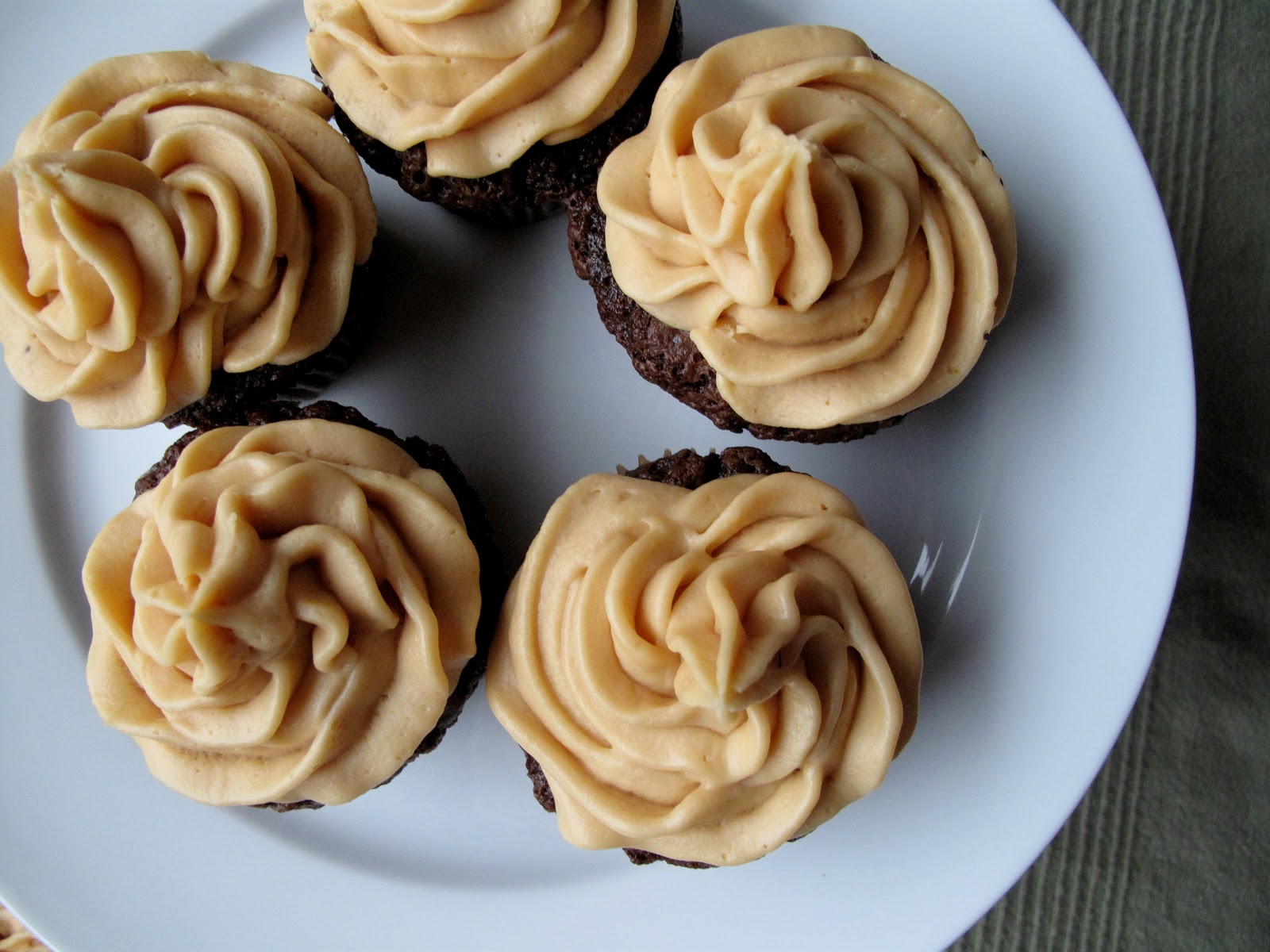 10x10 Salted Caramel Buttercream Frosting