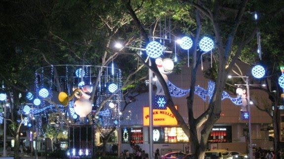 [singapore-christmas-night-2-575x322.jpg]