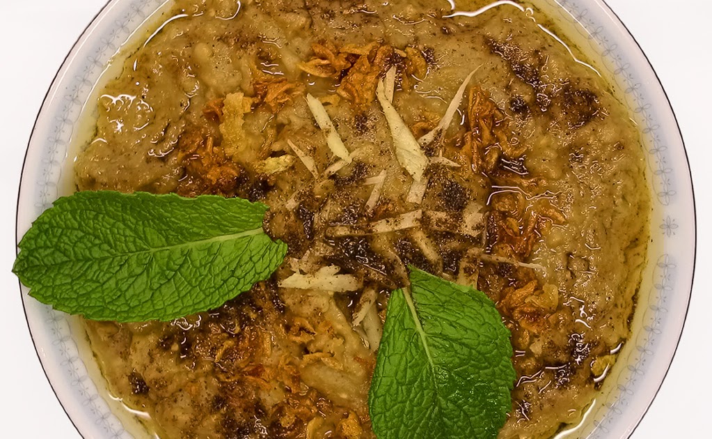 Info Bee Pista House and Shah Ghouse at Hyderabad Old City