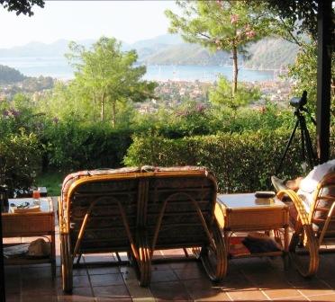 [lounge+to+terrace+view.JPG]