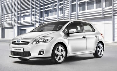 Toyota Auris HSD hybrid prices