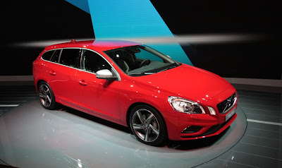 Paris Motor Show 2010 Volvo V60 live  more aesthetic than practical