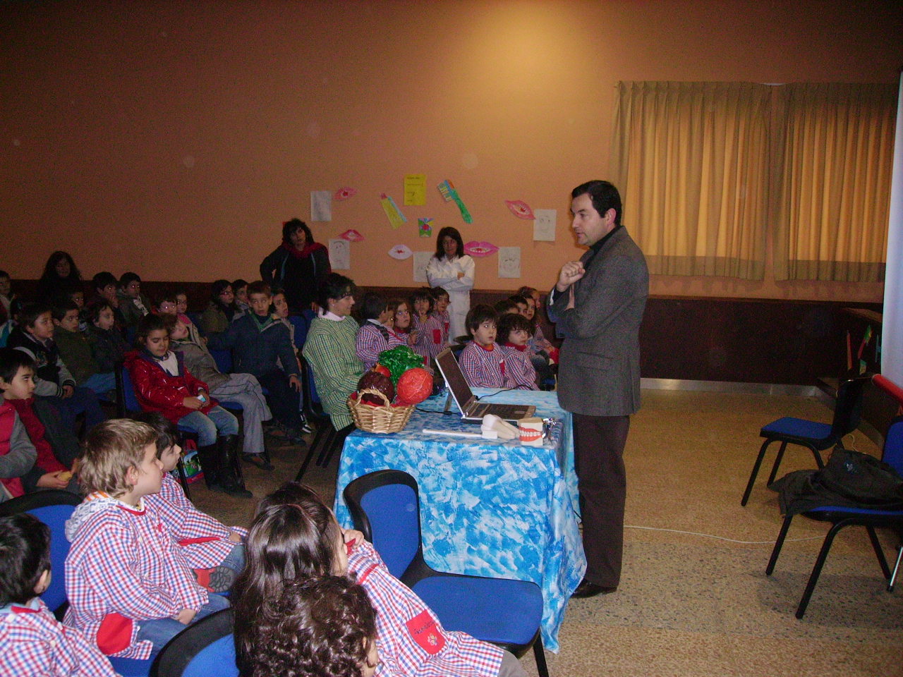 [PICT0131.JPG]