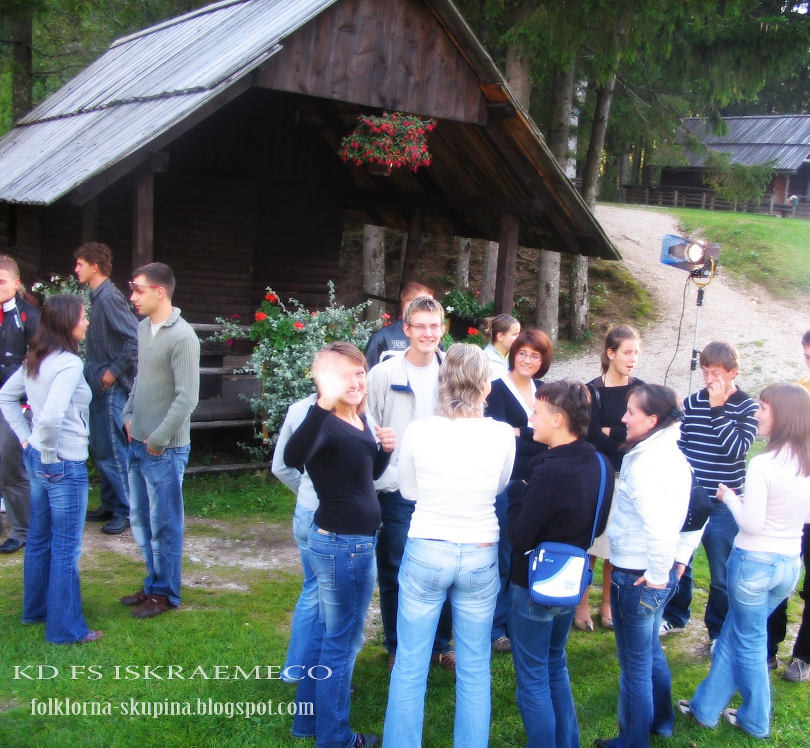 [Veseli+svatje+FS+Iskraemeco+videospot+Jezersko+01.jpg]