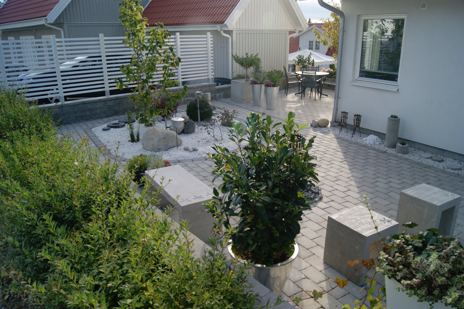 Lundins nya hus: gud ville och skorna höll