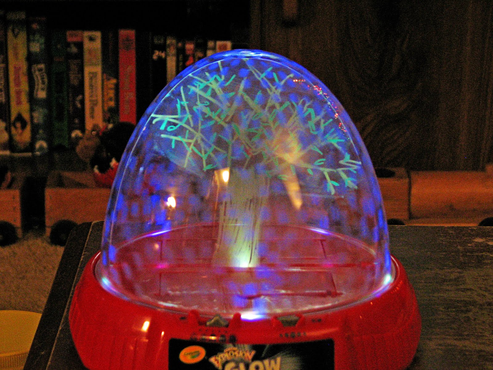 Debbie's Blog: 360/365 - Crayola Explosion Glow Dome