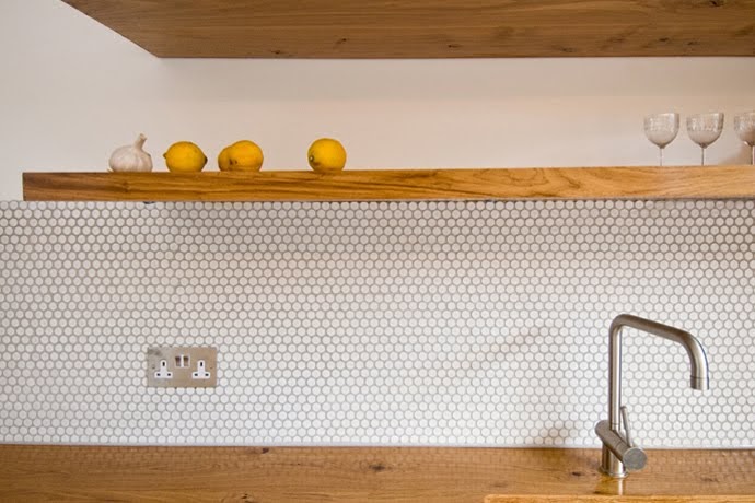 Küche mit sechseckigen Fliesen | connys diary