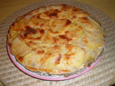 Tarta De Bacalao, Patatas Y Pimientos