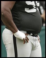 [Obese-NFL-Player]