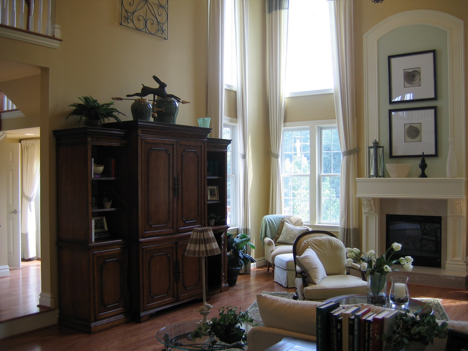 Hey, doesnt that look like my wall unit in my great room?? Look at ...
