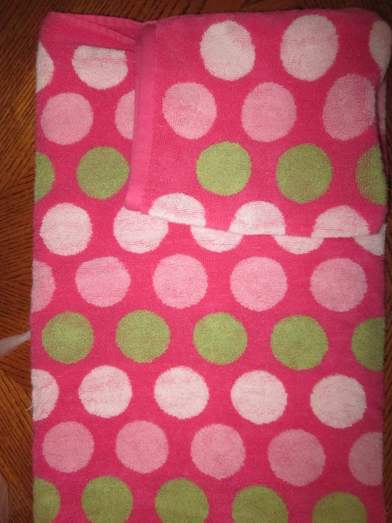 pink and green dots