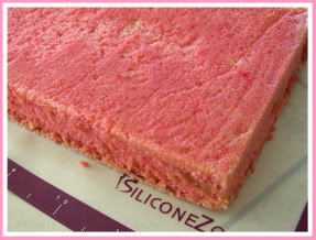 [Very+Berry+Cake+001.jpg]