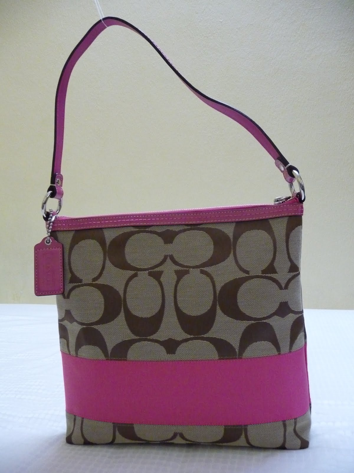 coach wallets 100