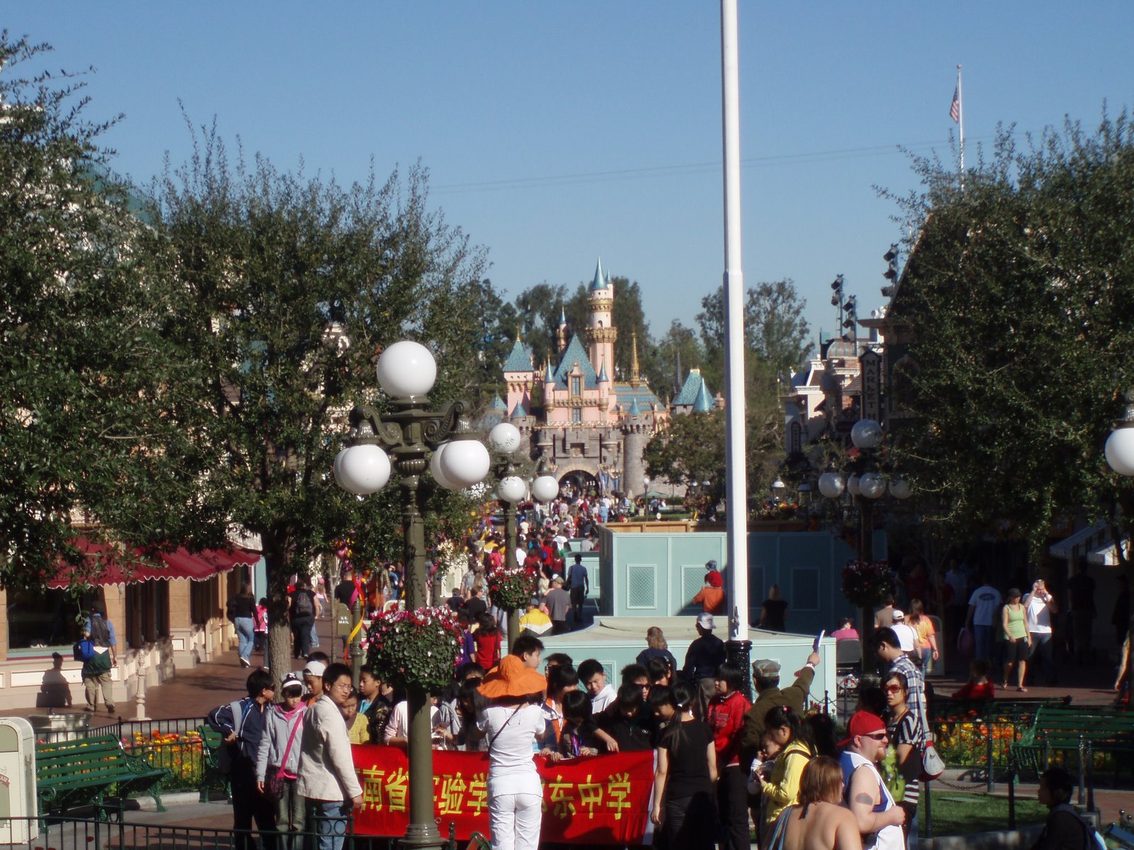 [a2+Hub+at+opening.JPG]