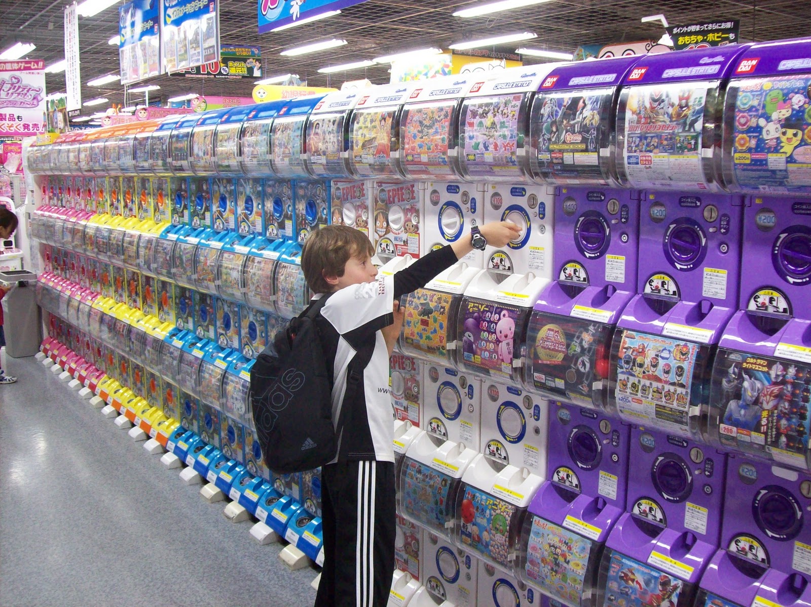Japan Coerver Tour 2010: September 24th – Tokyo – Calpis, anime, warm