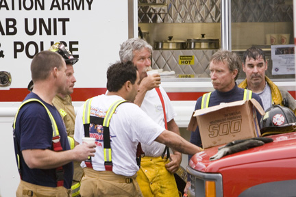 [9MayFire082w.jpg]