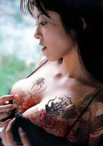 Tattoo Yakuza for Sexy Girl 