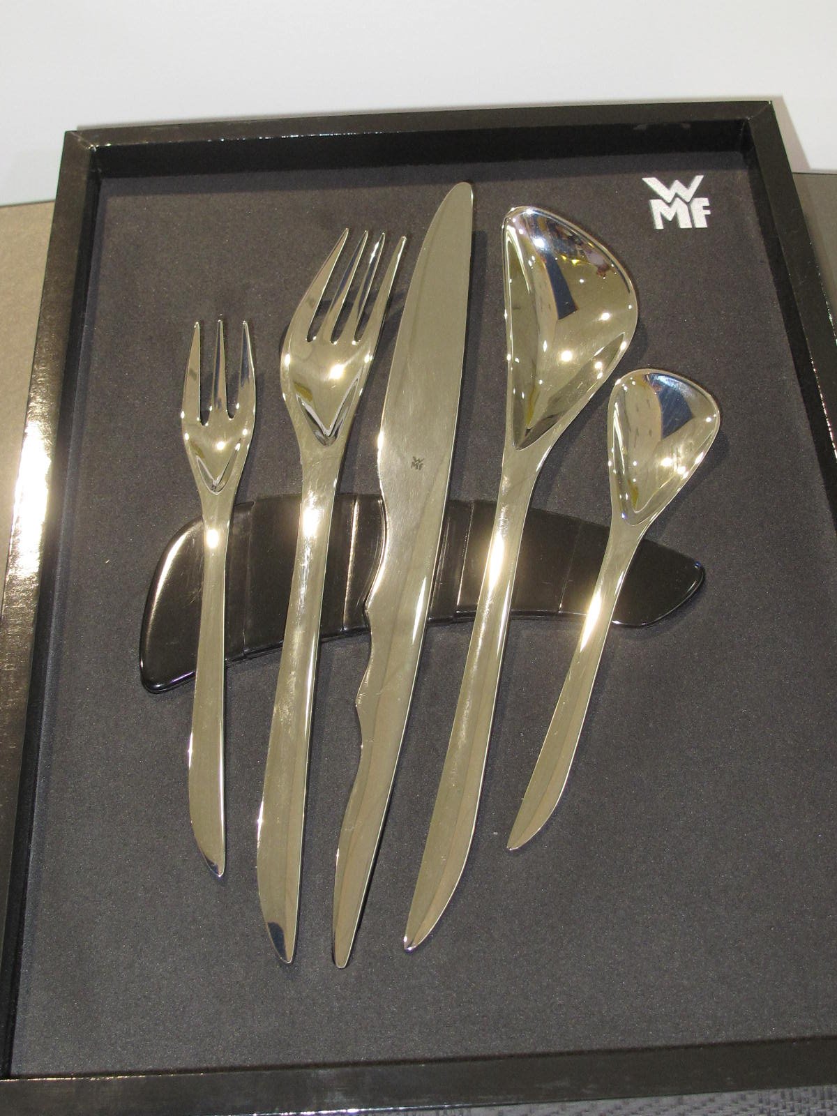 WMF Cutlery – Zaha Hadid Architects