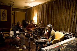 MIDLAKE en studio