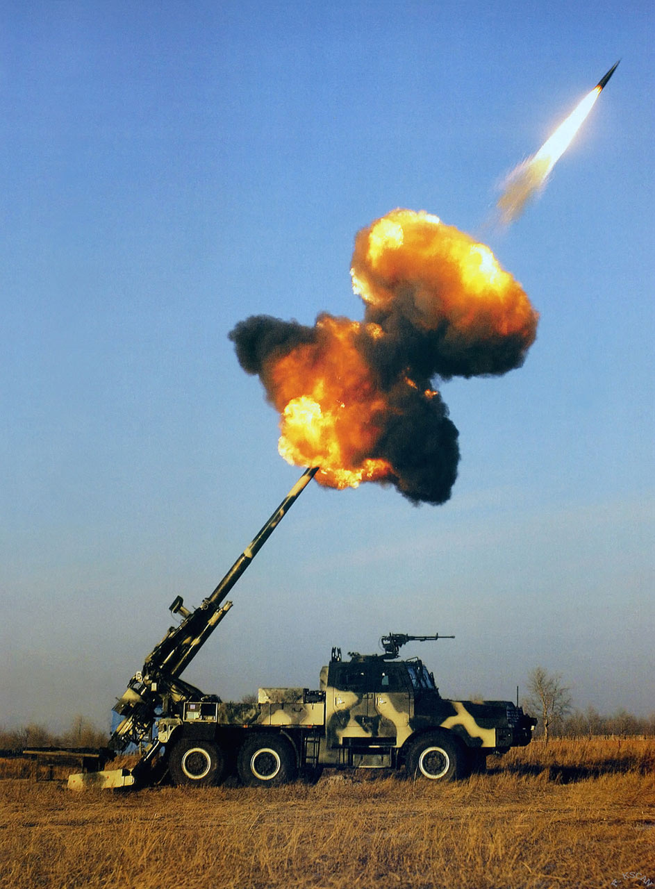Pakistan's Artillery Upgrade Discussions