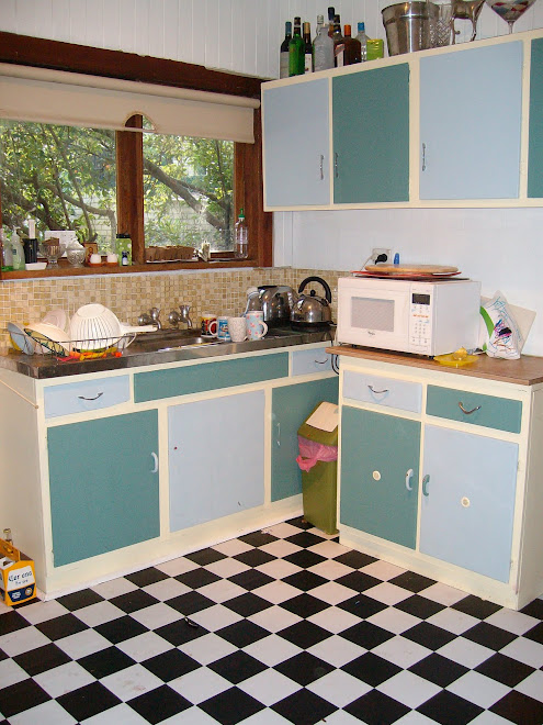 Cute ' tiny' kitchen