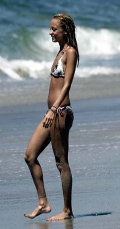nicole_richie_skinny.jpg