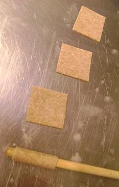 [Rolling+macaroni.JPG]