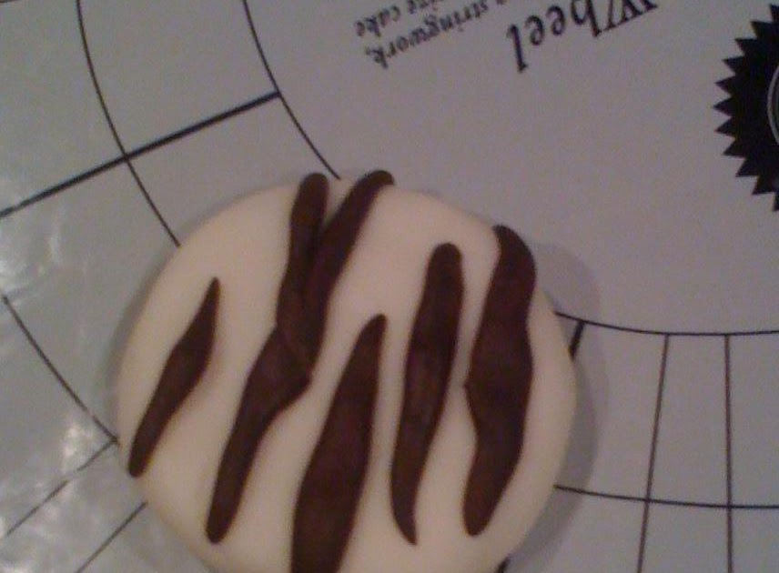 Diary of a Cake Stylist Zebra Print Fondant