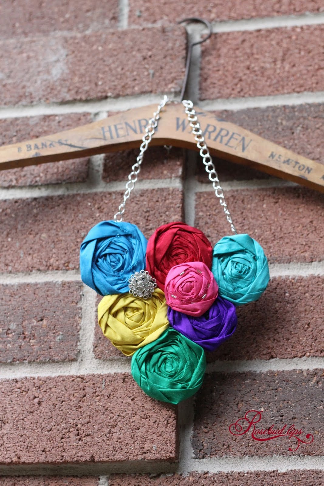 [over+the+rainbow+bib+necklace+set+hope+free+rosebudlips.etsy.jpg]