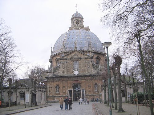 [montaigu+basilica+nowadays.jpg]