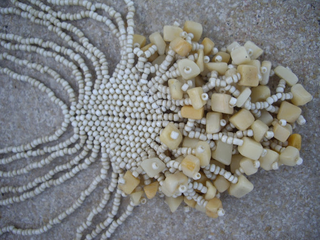 FRILLY STYLE NECKLACE,  BEIGE