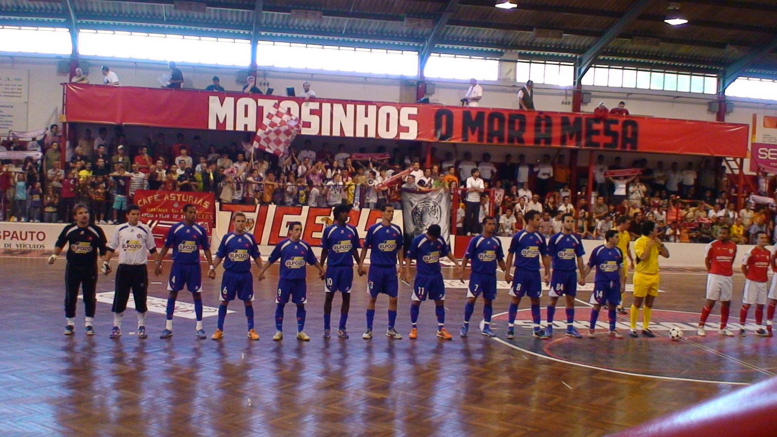 [furia_azul_no_freixo7.JPG]