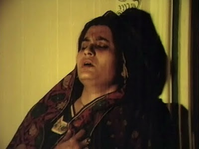 GHARE-BAIRE (1984) Satyajit Ray