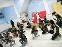 Coreografia das crianças em homenagem aos pais