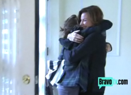 [victoria+hug.png]