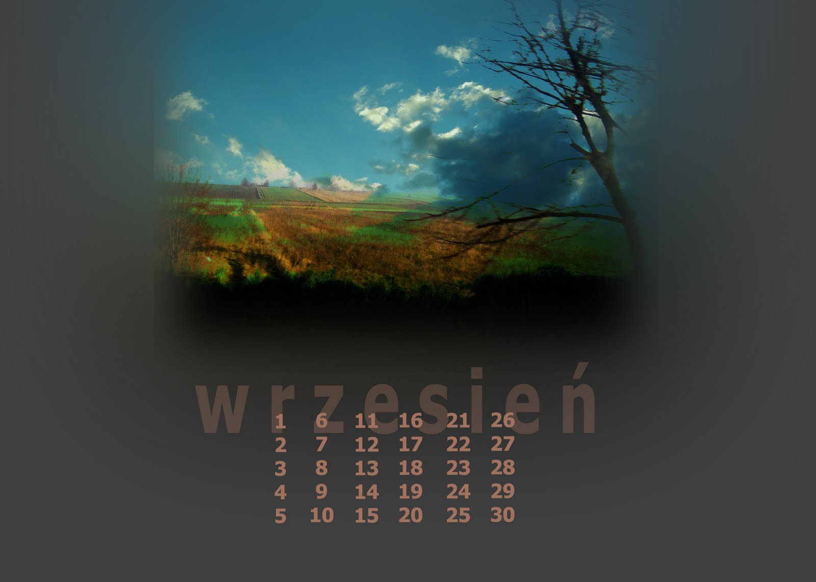 [wrzesien+kopia.jpg]