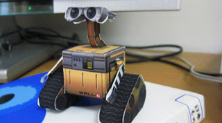 Simple Wall-E Papercraft