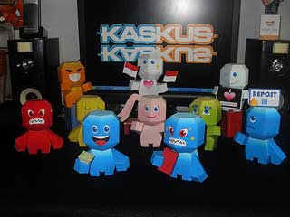 Kaskus Smilies Paper Toys