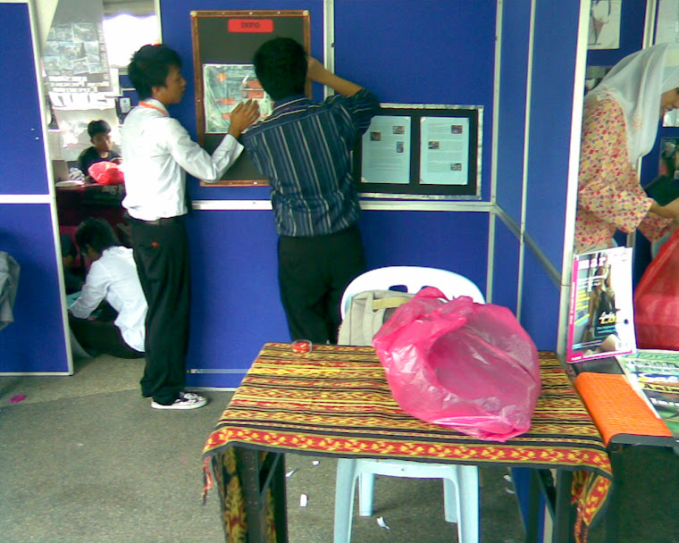 tgh busy setup booth GSS....