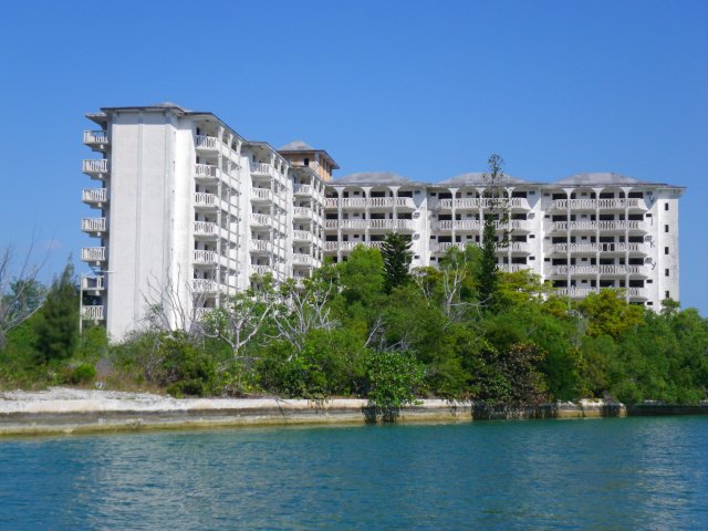 Deserted+Condos.JPG