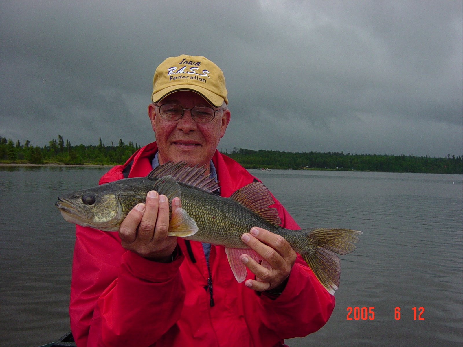 [Typical+Pakwash+Walleye.JPG]