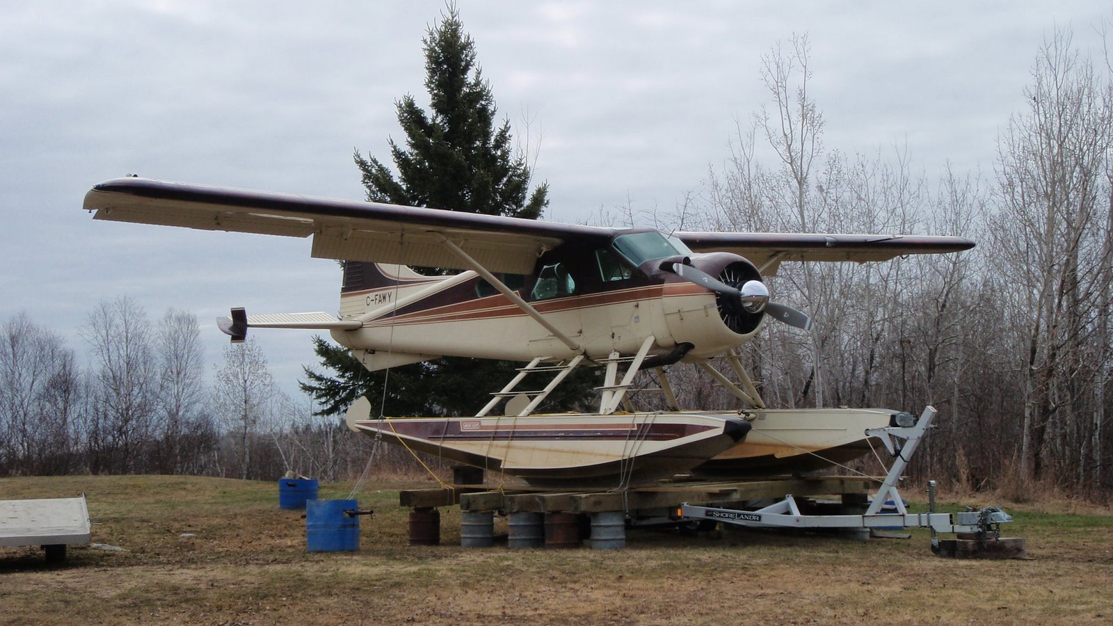 [May62009+lake+011.jpg]