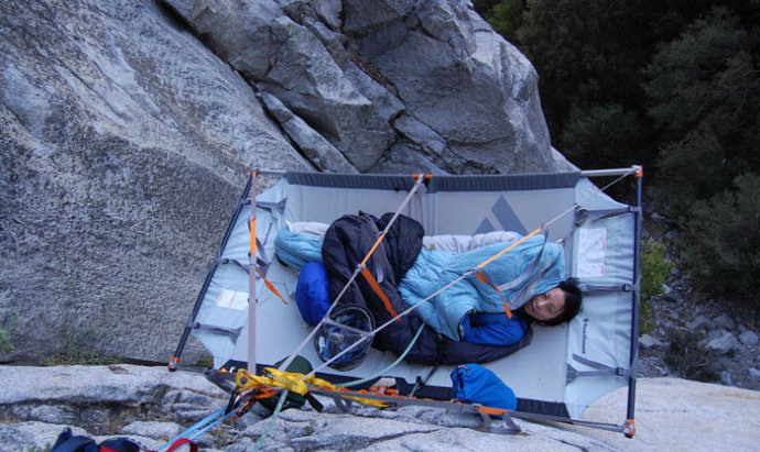 Sleep-on-the-Cliff--1004008306.jpg