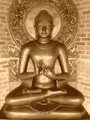 [450px-Buddha-Sarnath-sepia.jpg]