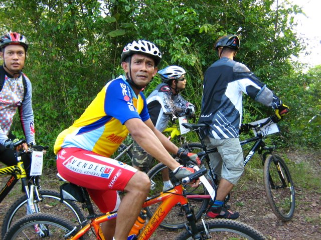 [IMG_4513.JPG]