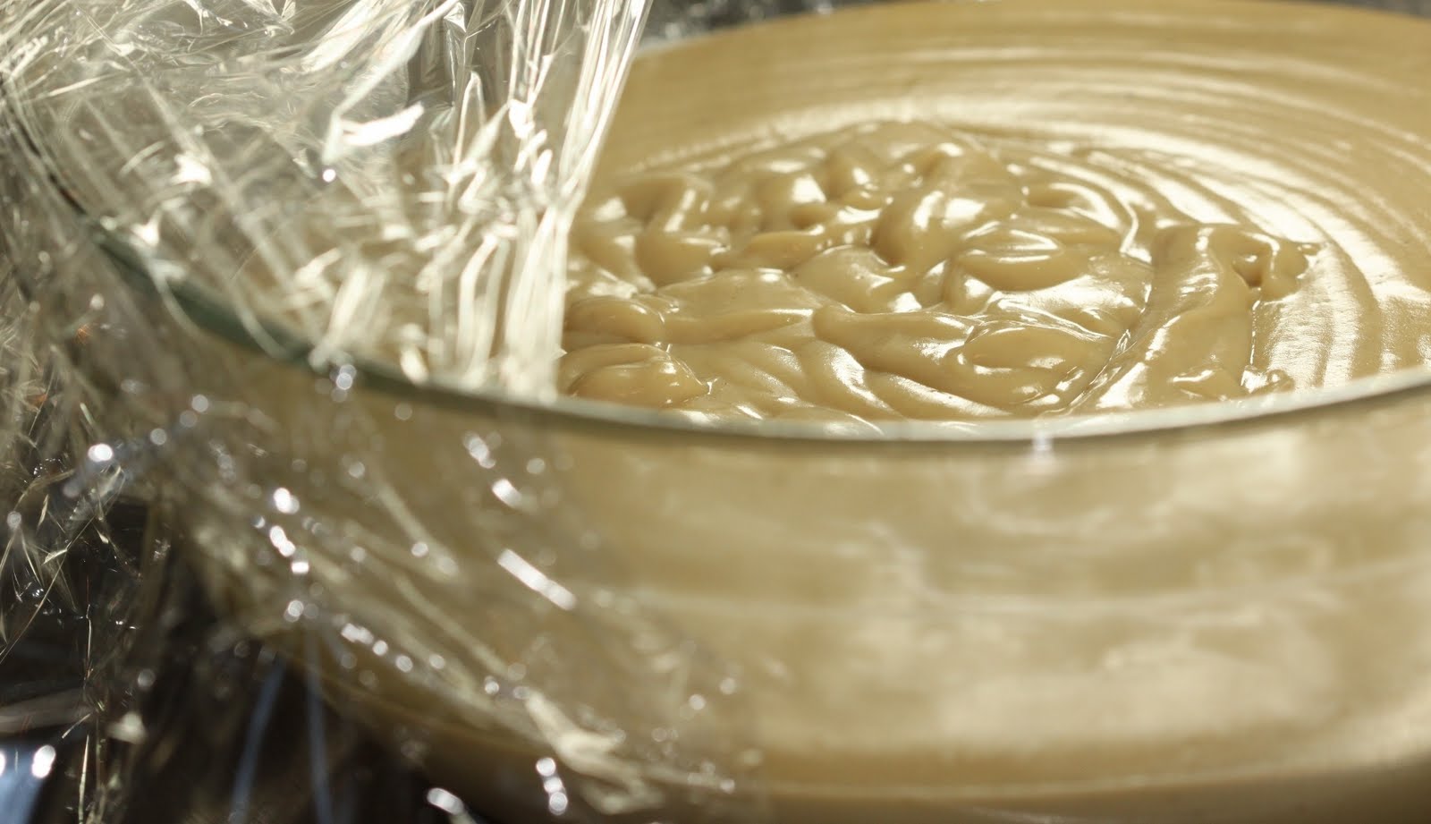 Baking is my Zen Bobby Flay wins the Banana Cream Pie Throwdown 8/18/10