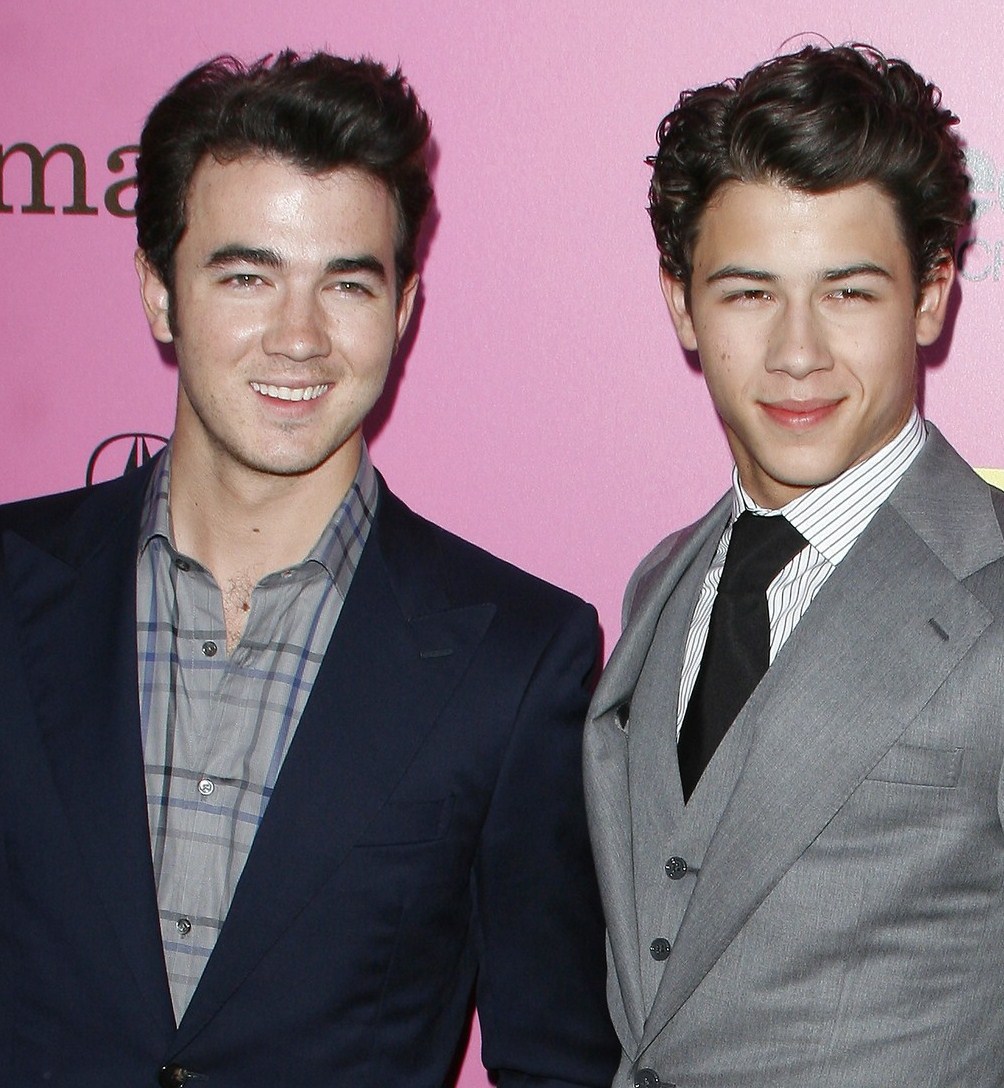 TeenCelebBuzz The Jonas Brothers Young Hollywood Awards